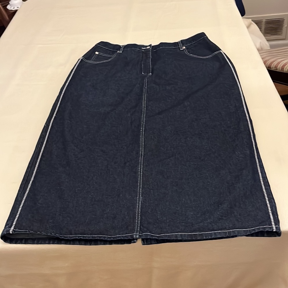 Women’s Blue Denim Skirt by Capistrano